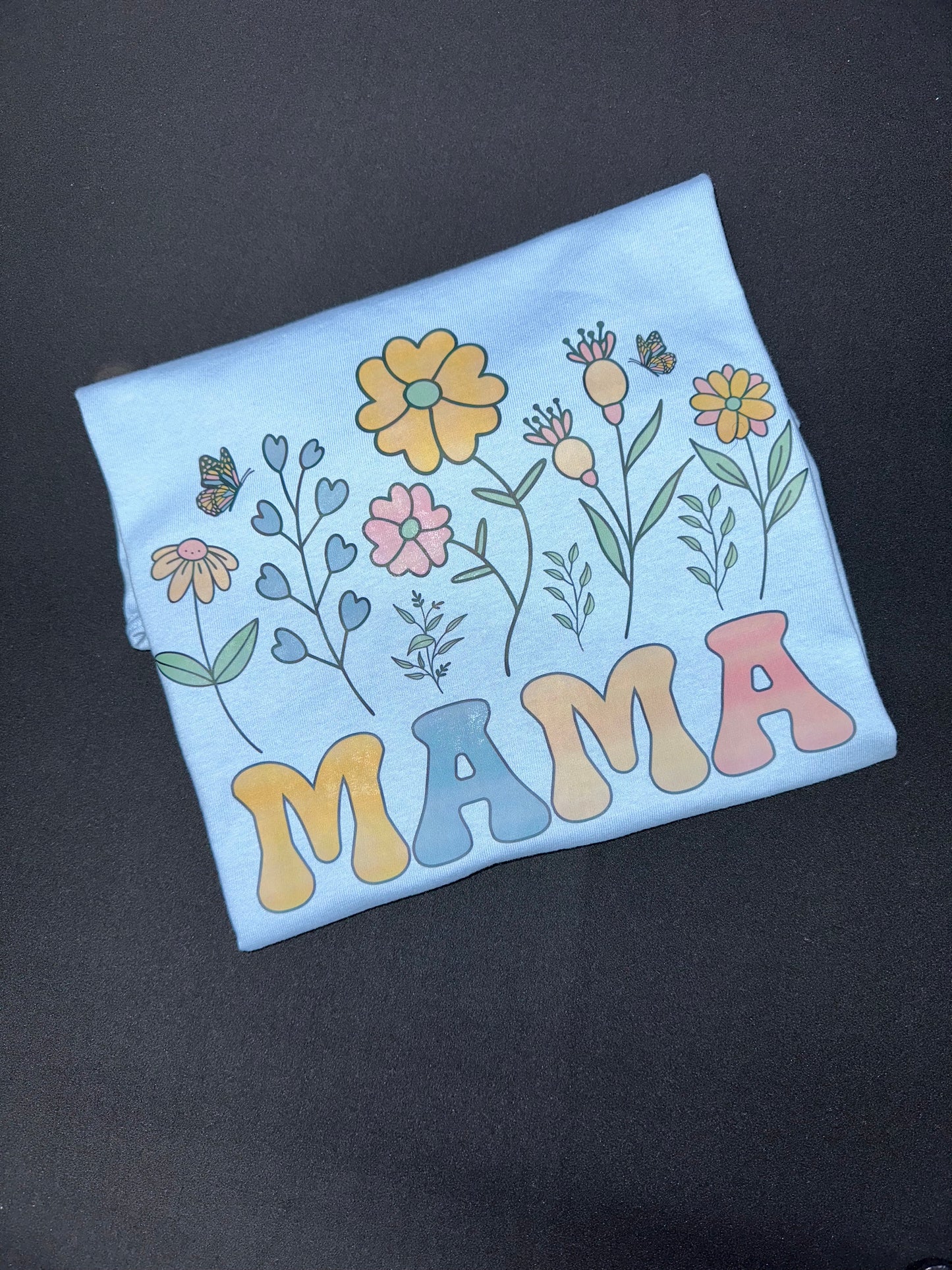 MAMA Graphic Tee